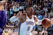 杜兰特绝杀超时，火箭客场1分逆袭勇士