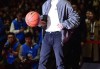 全明星赛篮球少年李易峰深圳献技为丁彦雨航打气