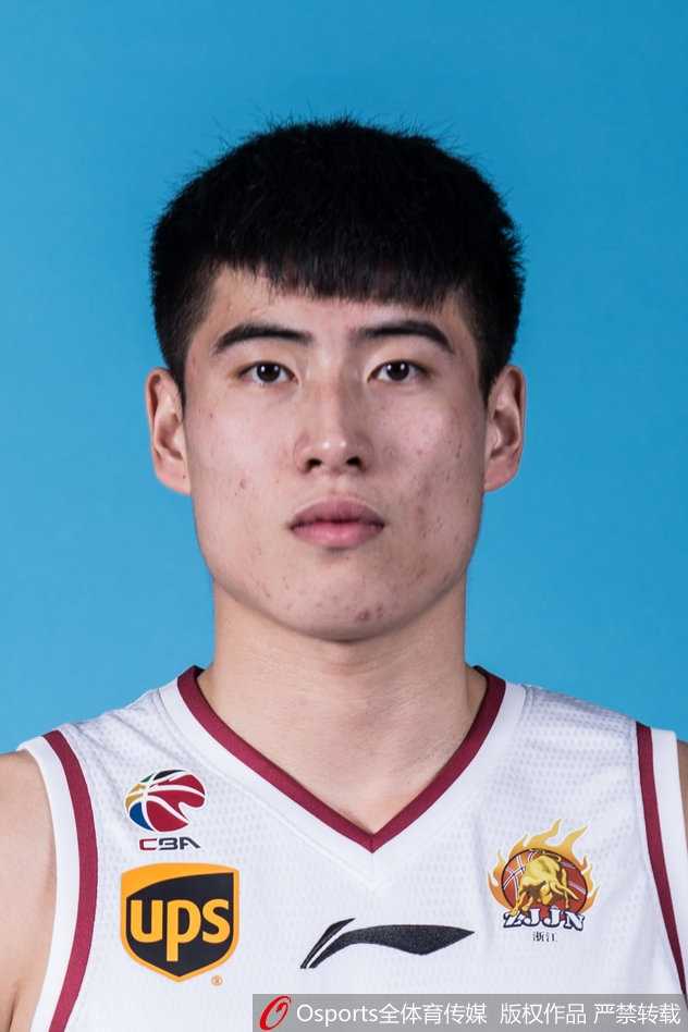 威姆斯与斯托克斯击掌瞬间，威姆斯的灵动配搭斯托克斯的刚猛，威斯组合蓄势待发。