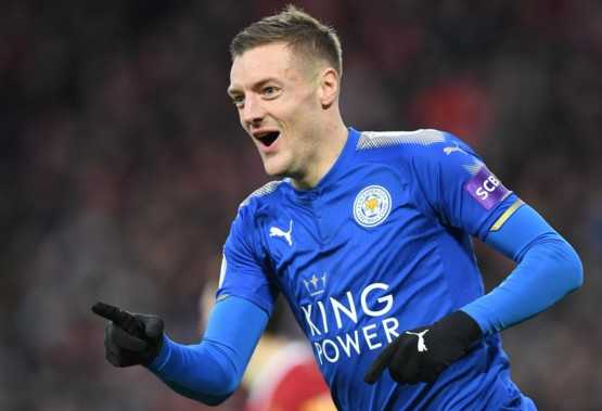 以下是围绕曼联客战莱斯特城的英超第35轮复盘。