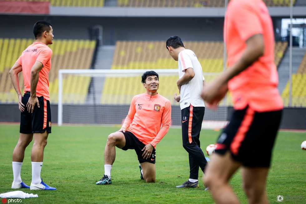 恒大客场1-1逼平鹿岛，靠客场进球惊险晋级亚冠四强