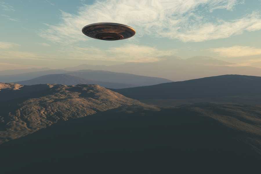 标题：英超曼联3-1狼队 卡里克时代延续魔鬼主场