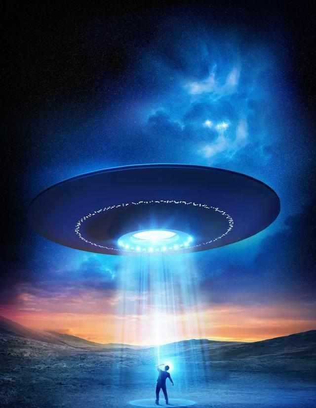 标题：英超曼联3-1狼队 卡里克时代延续魔鬼主场