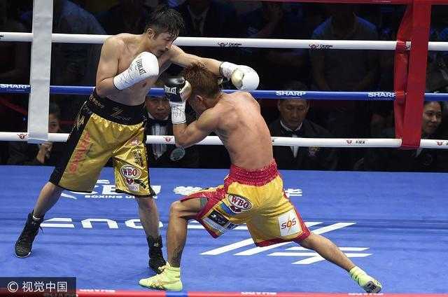 邹市明主场惨遭木村翔TKO，十年拳王路断送体能