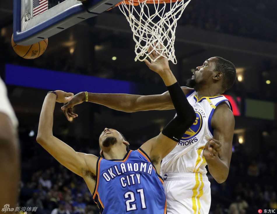 雷霆终结对勇士七连败！威少34+10+9掀翻卫冕冠军