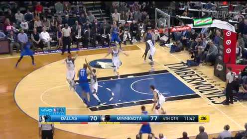 马刺139-120大胜独行侠锁定西部第二 文班亚马40+13弗拉格空砍33分