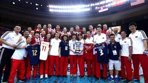 朱婷休战袁心玥16分 中国女排3-0横扫秘鲁取第4胜