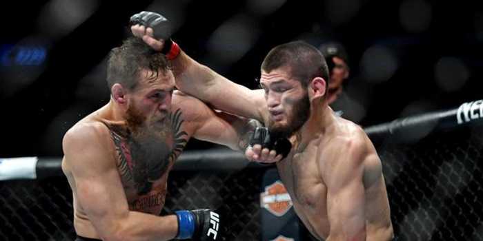 UFC202二番战康纳多数判定险胜小麻复仇