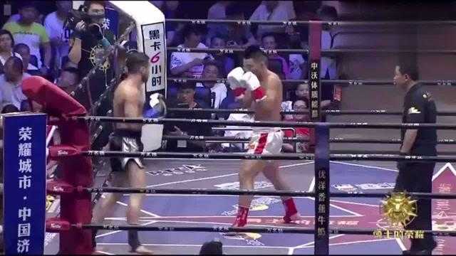 根据您提到的“根方便vs法国拳王”这一话题，结合目前搜索到的赛事信息，我为您整理了一篇搏击赛事的深度复盘文章。