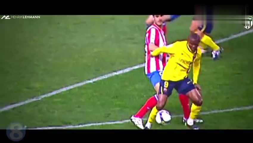 苏神大四喜导演8-0，巴萨客场碾压拉科鲁尼亚