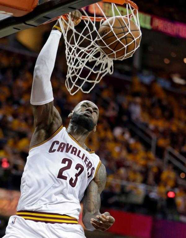 詹姆斯35分+欧文末节11分，骑士横扫猛龙挺进东决