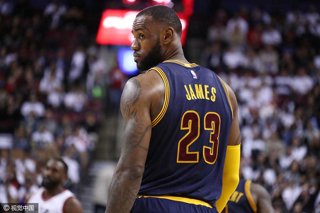 詹姆斯35分+欧文末节11分，骑士横扫猛龙挺进东决