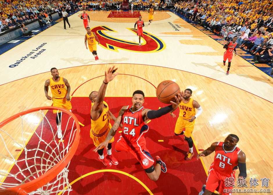 骑士三巨头合砍69分4-0横扫老鹰